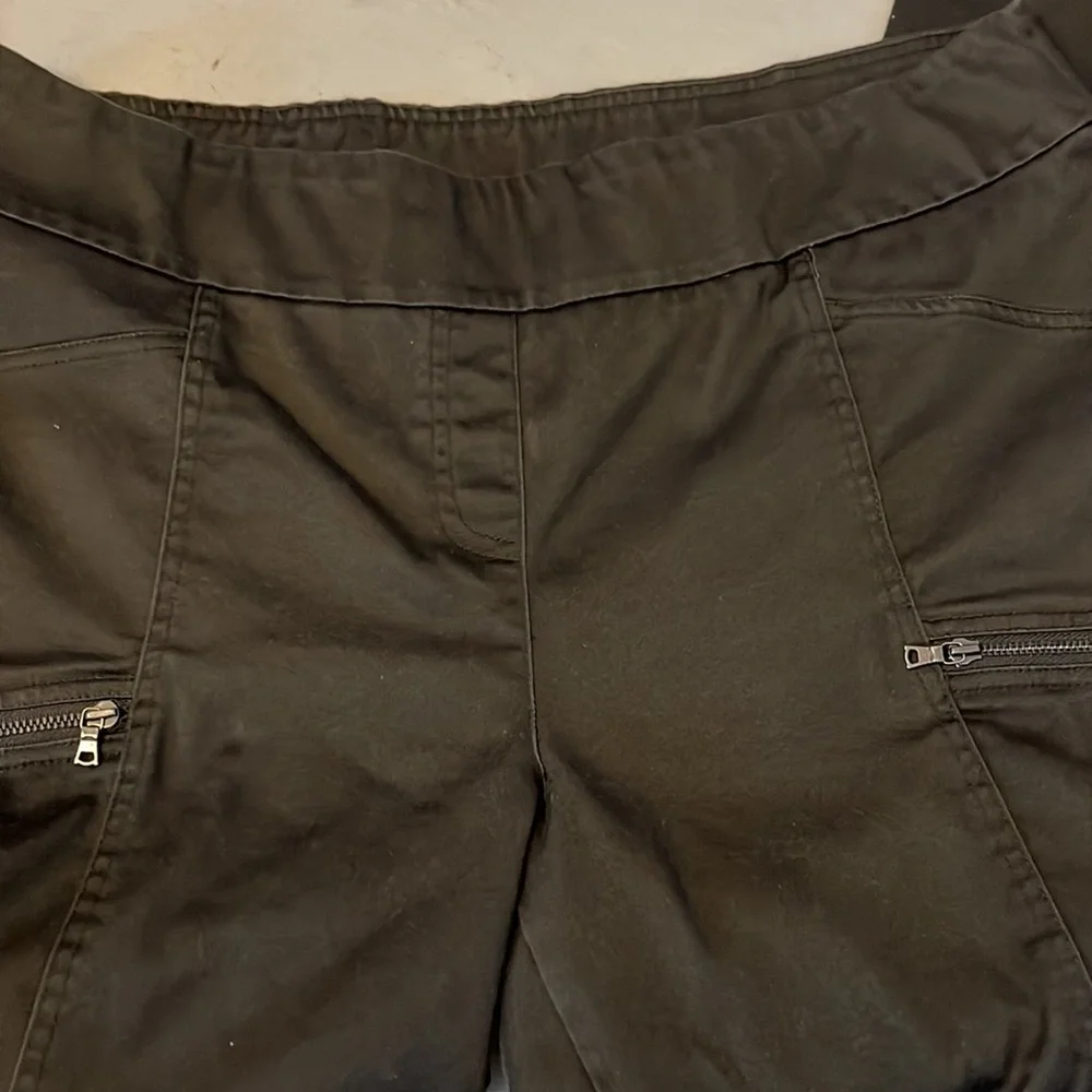 Westbound Army Green Pant casual or dressy Zippers on thighs . Sz 16 - Picture 6 of 6